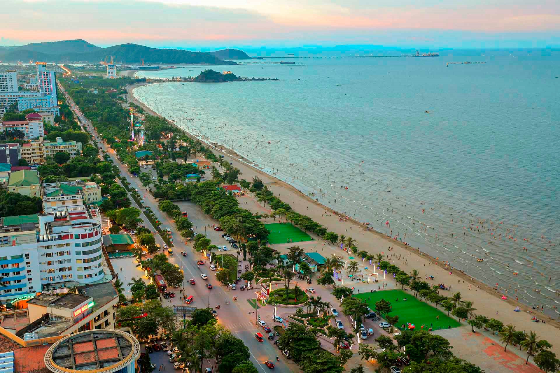 Lịch Trình Du Lịch Cửa Lò 3 Ngày 2 Đêm Chi Tiết – Ăn Gì, Chơi Gì, Ở Đâu?