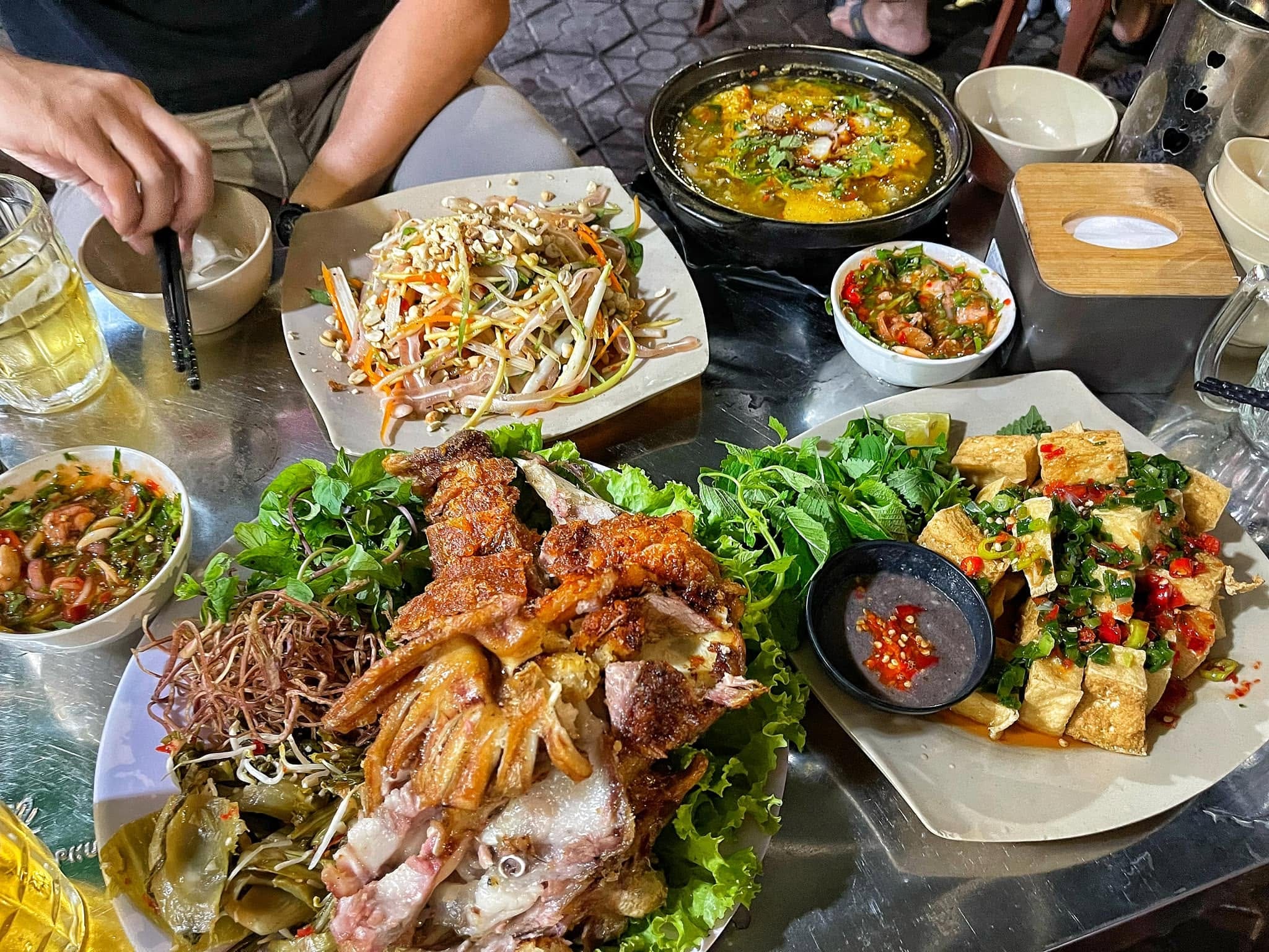 Quán Nhậu Phủi TP Vinh: 3 Quán Nhậu Ngon, Đông Khách